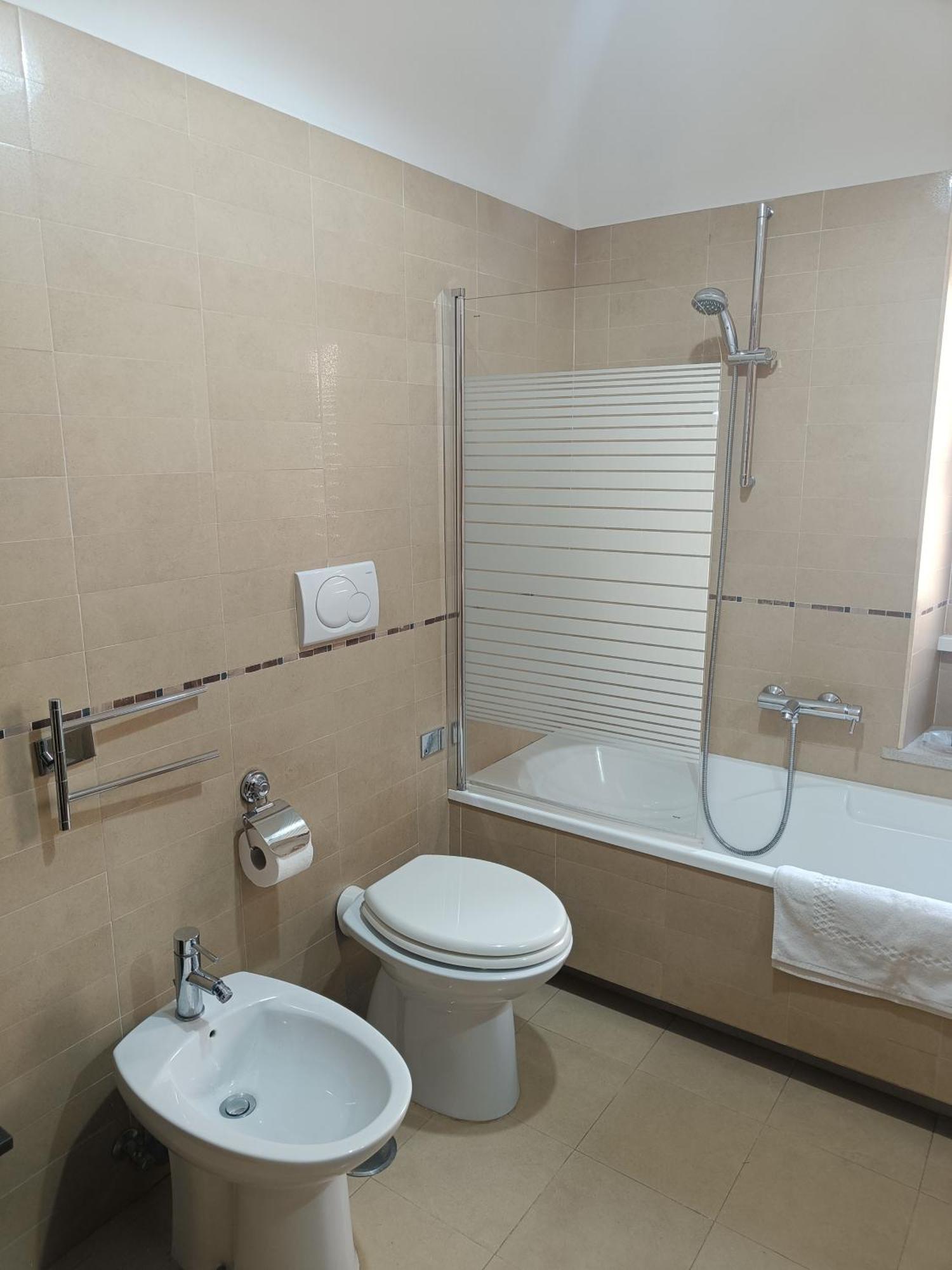 Tia Tourist Apartment Rome Roma Exterior foto
